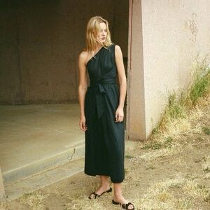 Doen Pheonix Dress Black